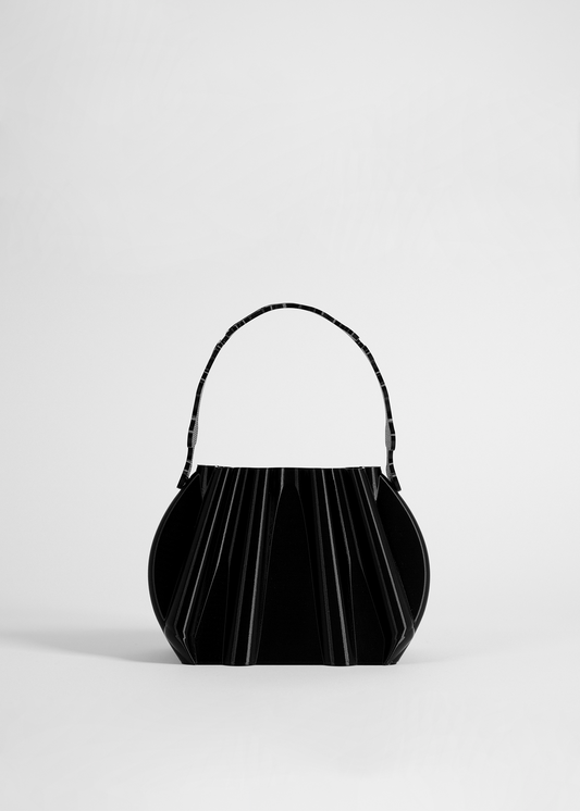 Black Retro Pleated